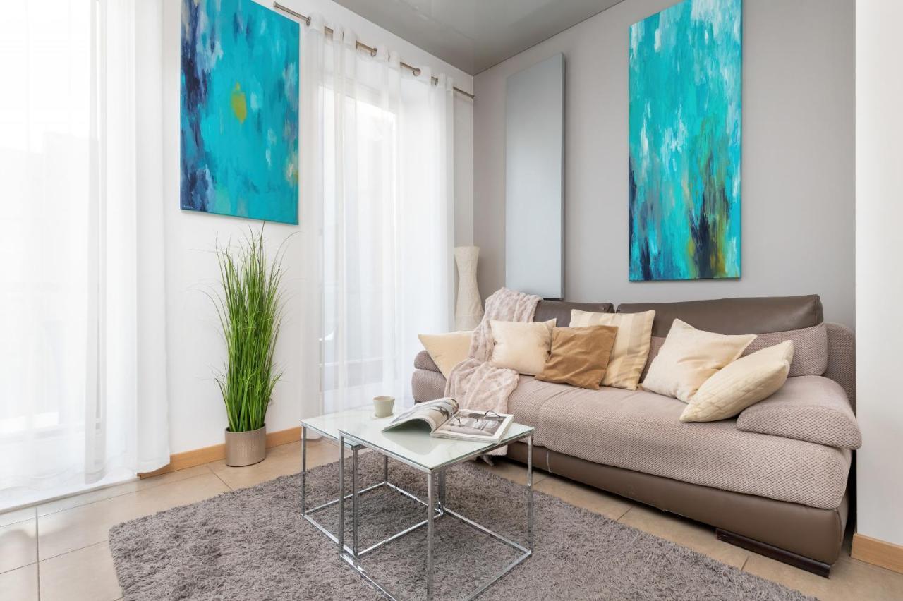 Old Town Neptun Apartments By Noclegi Renters Гданск Екстериор снимка