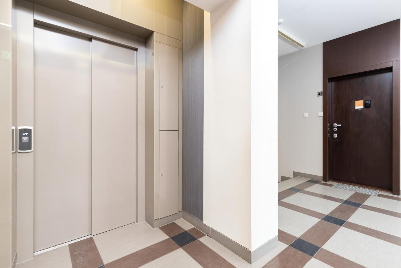 Old Town Neptun Apartments By Noclegi Renters Гданск Екстериор снимка
